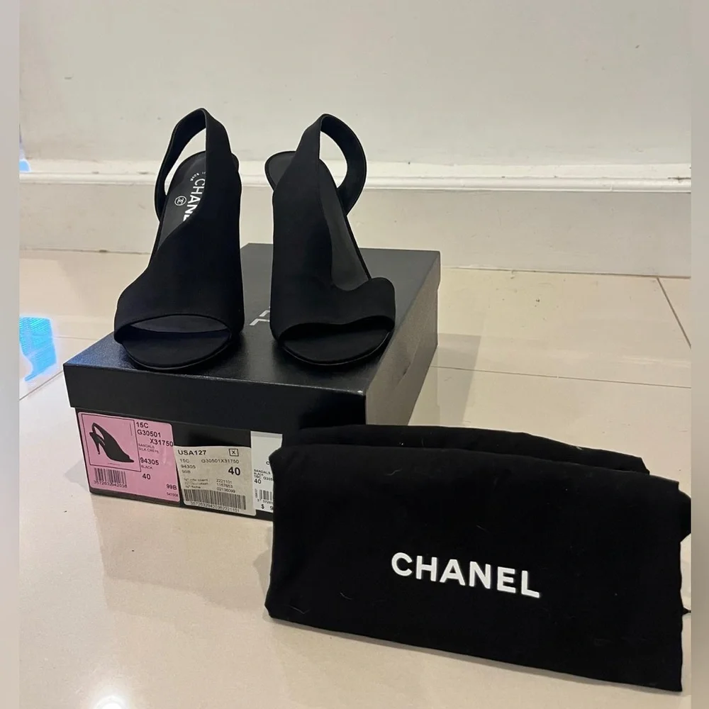 CHANEL Black Satin Slingback Peep-Toe Heels with Crystal CC Accent
